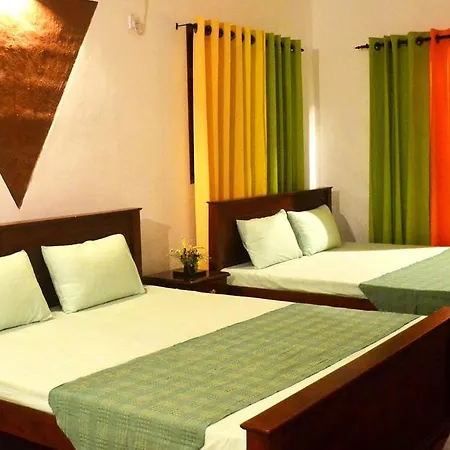 Pelican View Cottages Kataragama Exterior photo