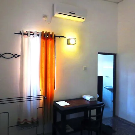 Pelican View Cottages Kataragama Exterior photo